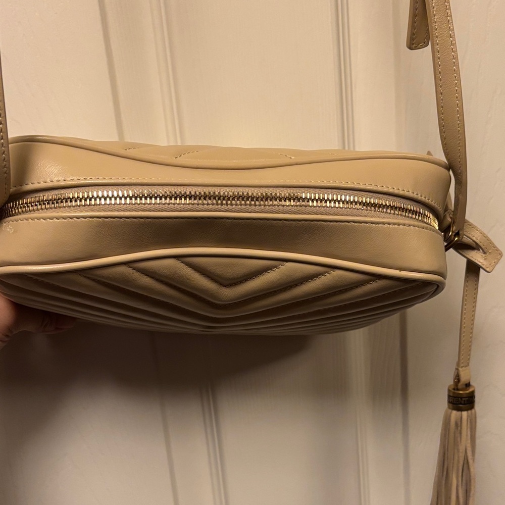 Yves Saint Laurent - Lou Camera Bag in Quilted Leather - Dark Beige - Picture 6 of 9